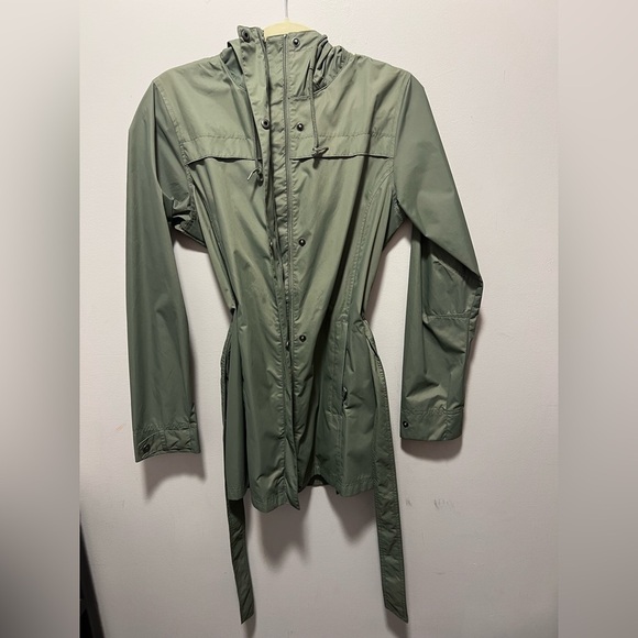 Columbia Women’s Size Medium Army Green Long Hoodie Rain Windbreaker Jacket - Picture 3 of 6